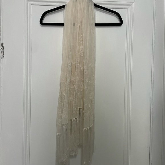 Stunning vintage Giorgio Armani Le Collezioni silk scarf - Picture 5 of 5